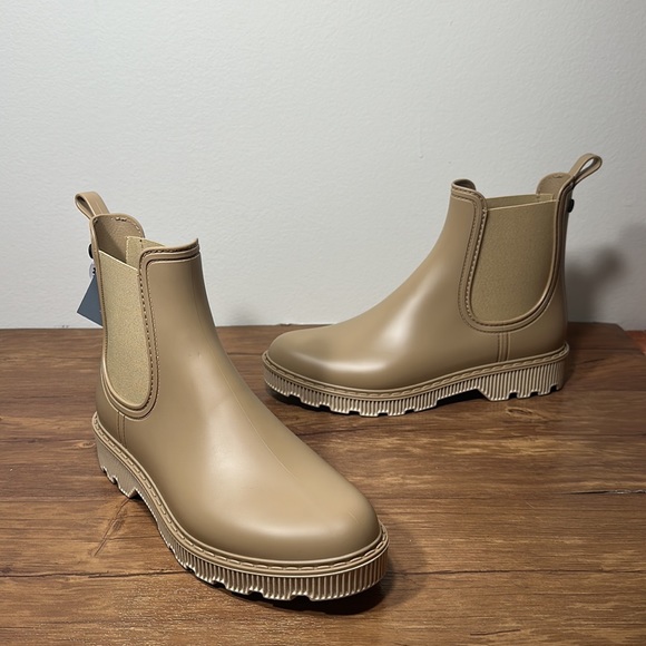 Igor | Round Toe Plain Beige Block Heels PVC Clothing Women’s Rain Boots - Picture 13 of 13